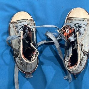 Boys shoes size 17.5